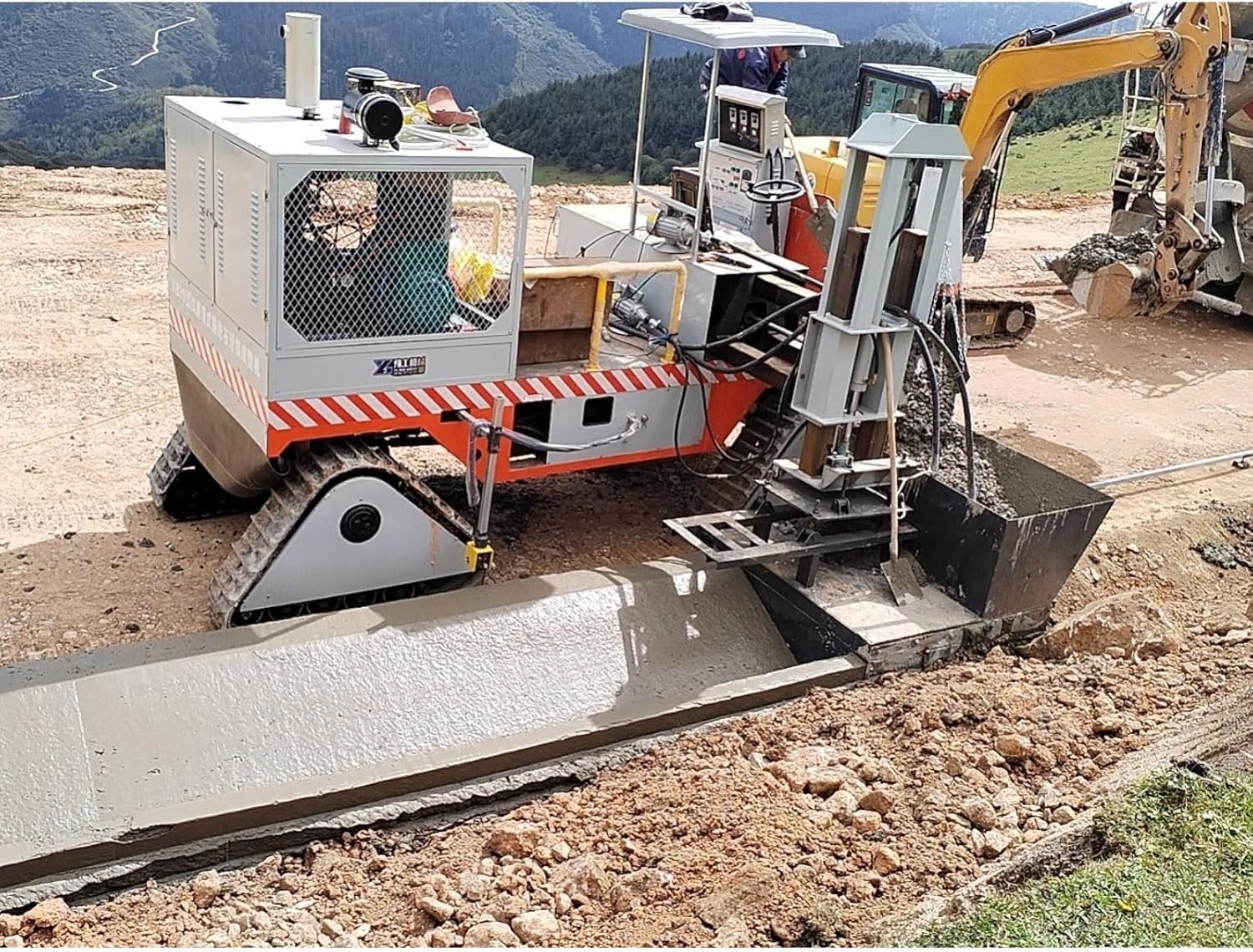 concrete curb slipform paver,best curb slipform machine,concrete curb slipform paver pros cons,slipform paver worth buying,curb slipform machine vs alternatives,should I buy concrete curb paver performance testing and real-world results