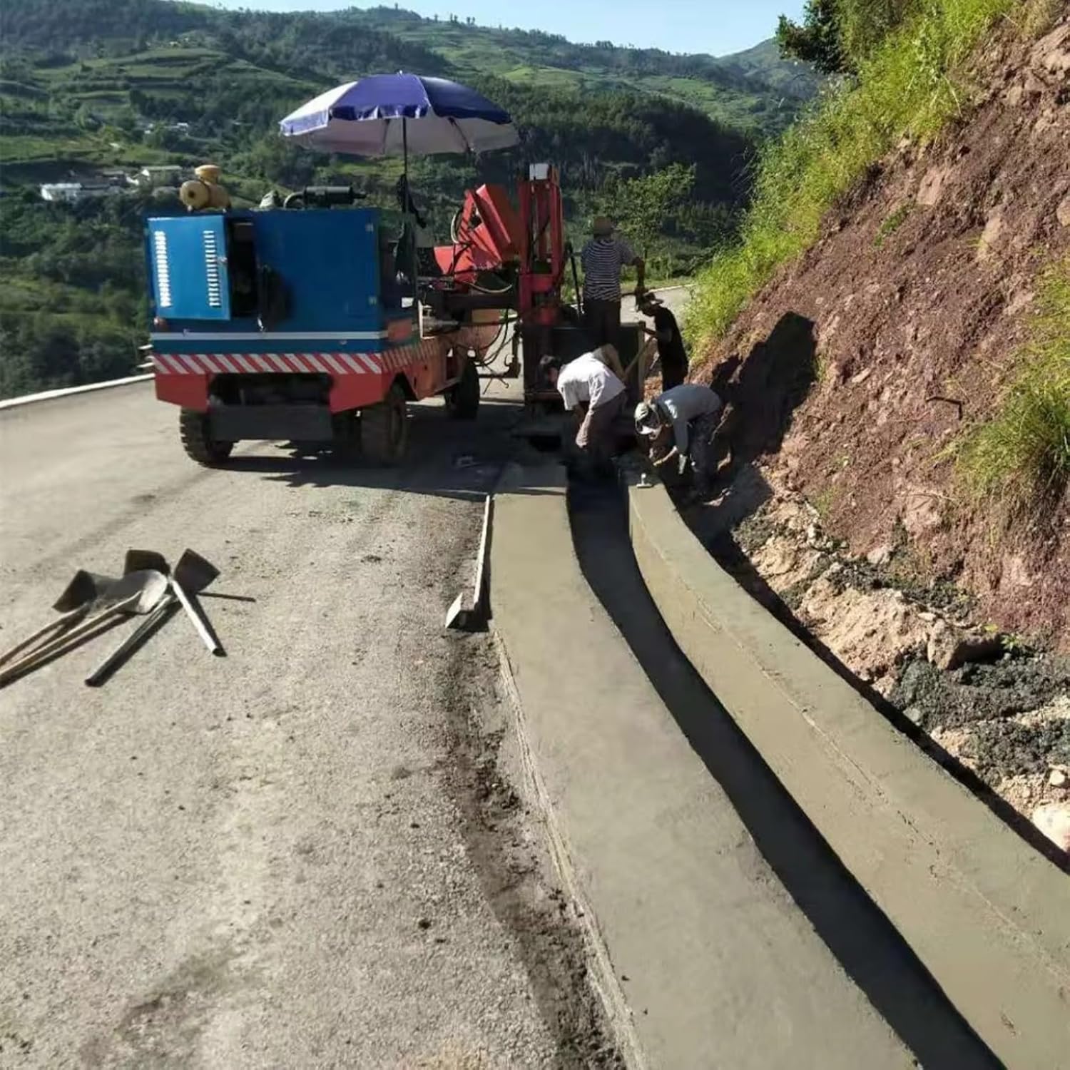 concrete slipform curb machine,should I buy concrete slipform curb machine,concrete slipform curb machine pros cons,concrete curb machine worth buying,best concrete slipform paver,Jersey barrier slipform machine vs - detailed features and technical specifications